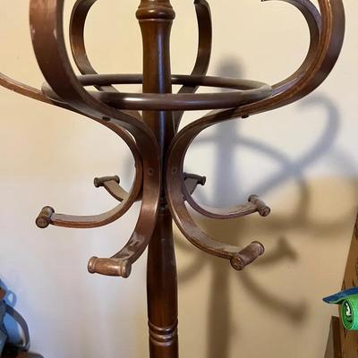 Swivel Coat and Hat Rack