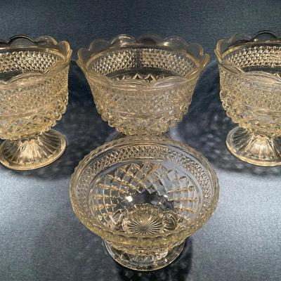 Pedestal Bowl Set For Buffet Or Display Wexford Waffle Pattern