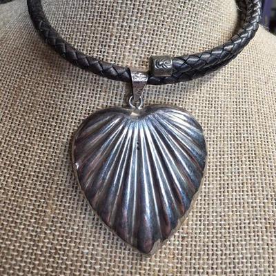 Sale Photo Thumbnail #171