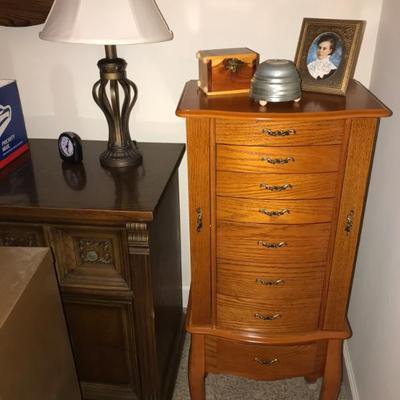 Sale Photo Thumbnail #12