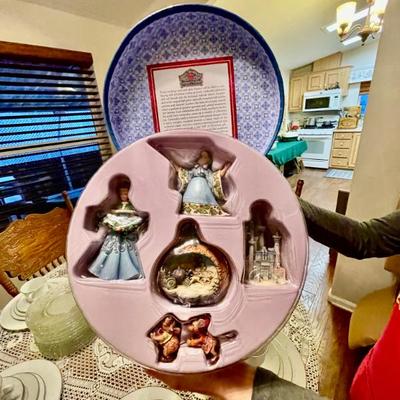 Sale Photo Thumbnail #23: Disney 