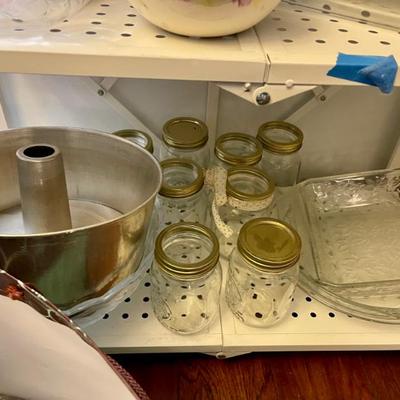 Sale Photo Thumbnail #74: Baking 