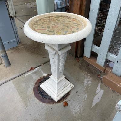 Sale Photo Thumbnail #90: Bird bath 