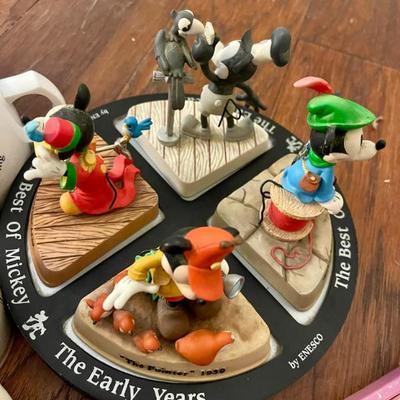 Sale Photo Thumbnail #24: Disney set 