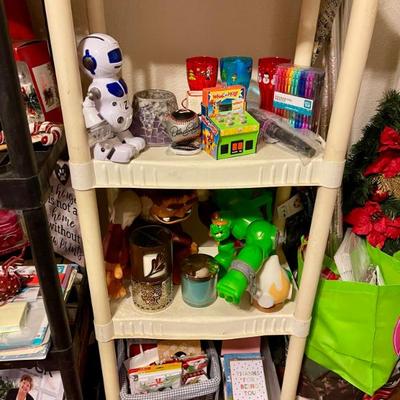 Sale Photo Thumbnail #14: Tons of toys 