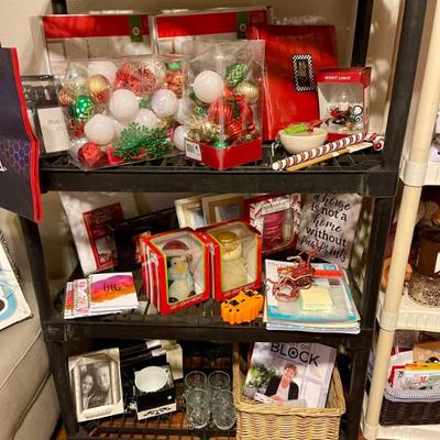 Sale Photo Thumbnail #13: Holiday 