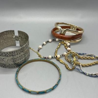 Sale Photo Thumbnail #478