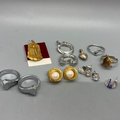 Sale Photo Thumbnail #506