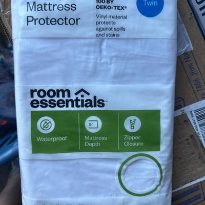 Sale Photo Thumbnail #243