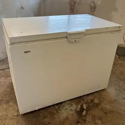 Whirlpool WZC3115DW01 chest freezer