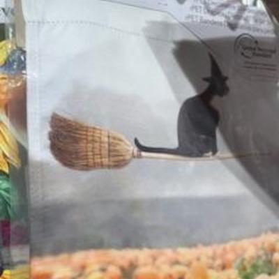 Sale Photo Thumbnail #498