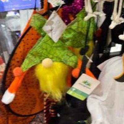 Sale Photo Thumbnail #150