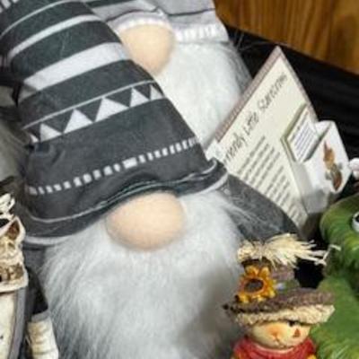 Sale Photo Thumbnail #408