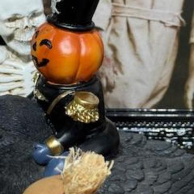 Sale Photo Thumbnail #344