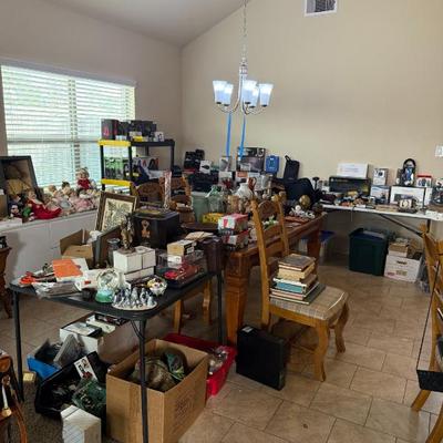 Estate sale photo