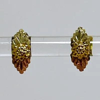 Black Hills Gold Stud Earrings