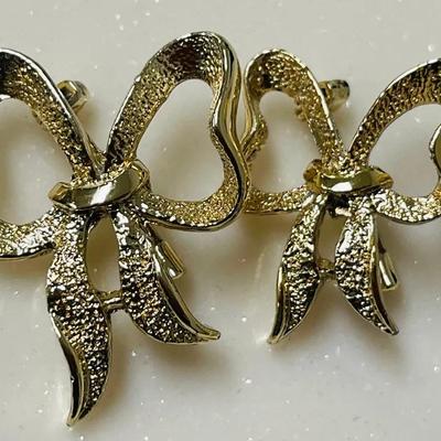 “Gerry” Vintage Bow Brooches