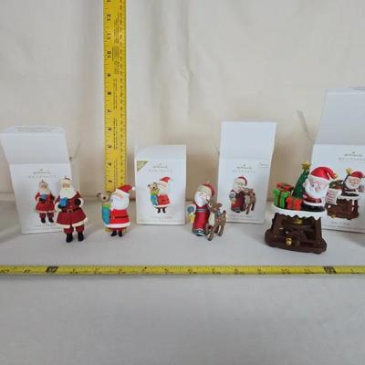 Hallmark Santa Collecton