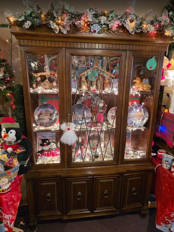 Sale Photo Thumbnail #9