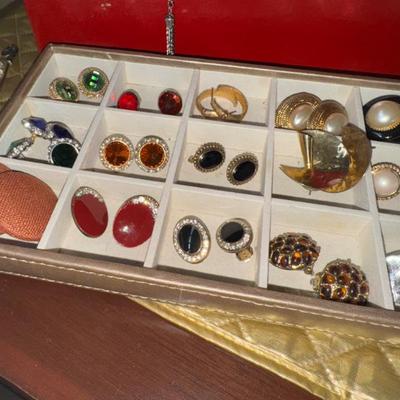 Sale Photo Thumbnail #32