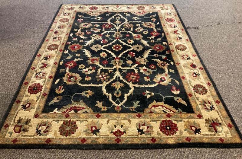 Sale Photo Thumbnail #937