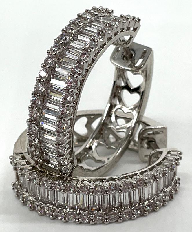 Sale Photo Thumbnail #910