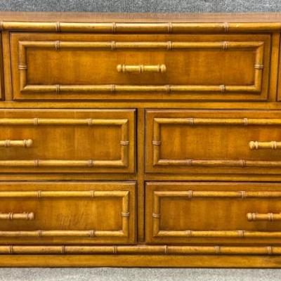 Sale Photo Thumbnail #738