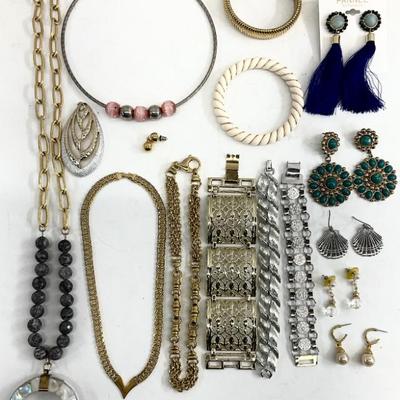 Sale Photo Thumbnail #728