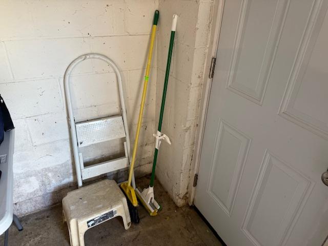 Sale Photo Thumbnail #224