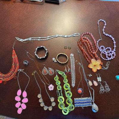 Sale Photo Thumbnail #111