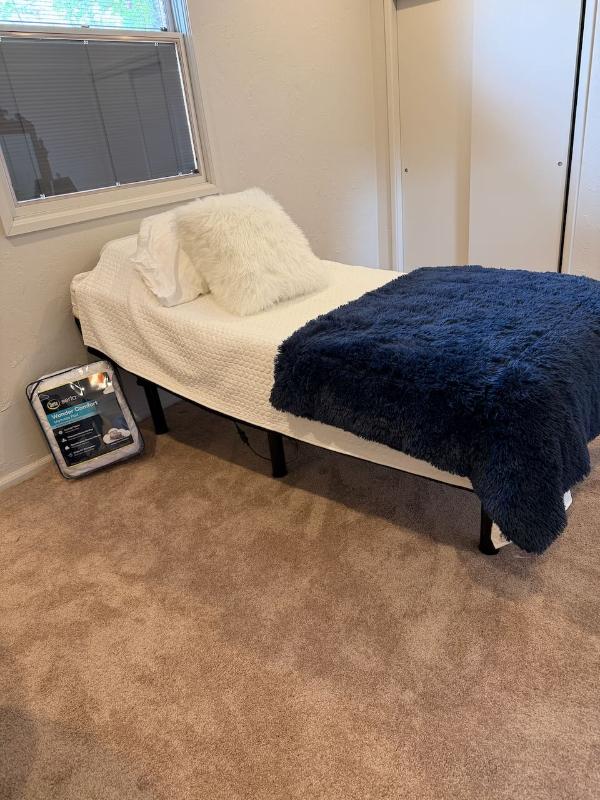 Sale Photo Thumbnail #36