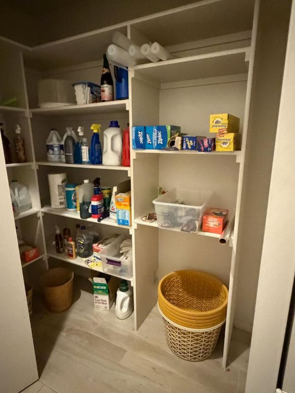 Sale Photo Thumbnail #104