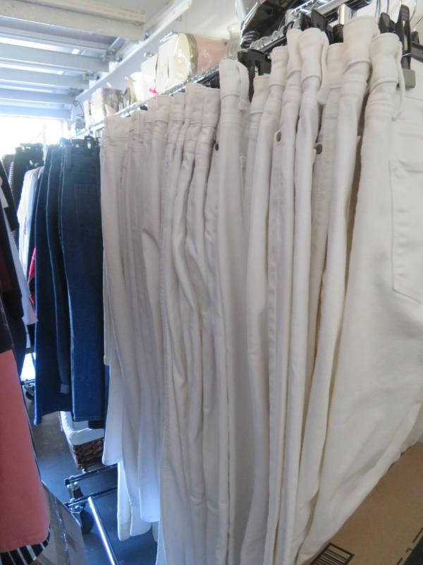 Sale Photo Thumbnail #15