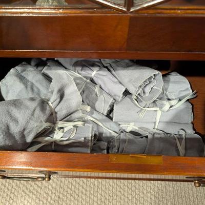 Sale Photo Thumbnail #88