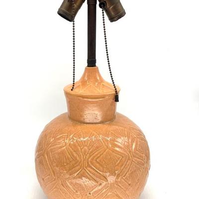 Sale Photo Thumbnail #26: Vtg. ceramic table lamp