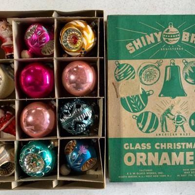 Sale Photo Thumbnail #151: These ornaments and the following in clean, crisp boxes