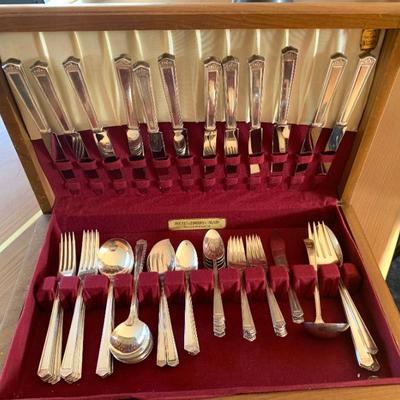 Sale Photo Thumbnail #132: Holmes & Edwards silver plate set, excellent cond.