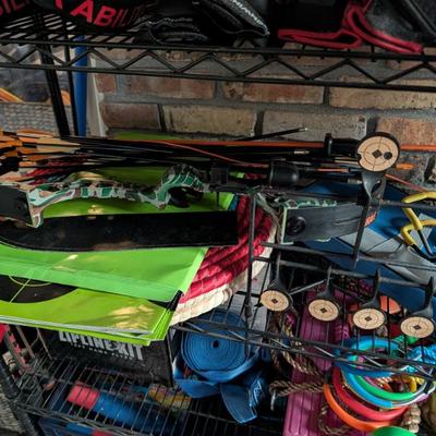 Sale Photo Thumbnail #14: Archery set