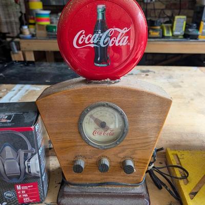 Sale Photo Thumbnail #10: Vintage working coca cola am fm radio