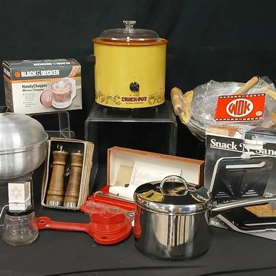 Vintage Rival Crockpot, New Electric Knife, New Wok+