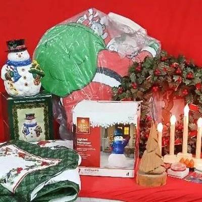 7ft Outdoor Santa- Ceramic Cookie Jar + More