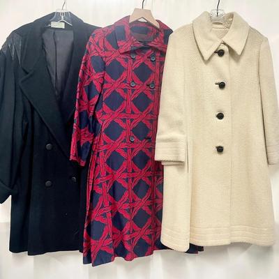 (3) Heavy Coats – Vintage Wool, Bold Print & Classic Styles – Mid-Length & Double Breasted