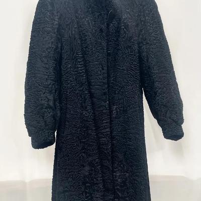 Pelzhaus Fur Coat 48” Length Hollywood Attire 