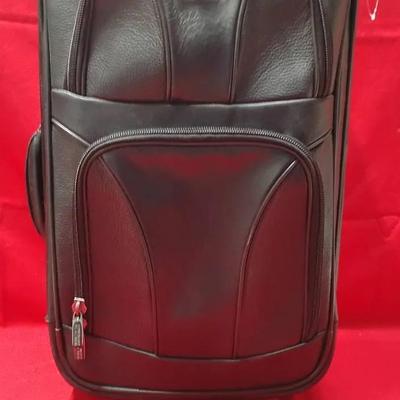 Kenneth Cole REACTION Suitcase 