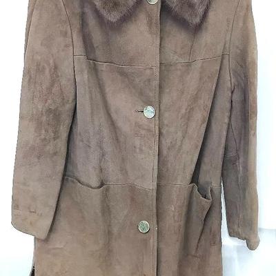 Vintage Suede Coat w/ Fur Collar (Size 12)