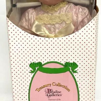 “Paradise Galleries” Boxed Treasury Collection Doll