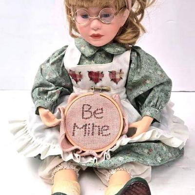 "Yesterday's Child" The Boyds Collection 'Alyssa' Doll