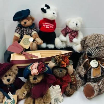 Chic and Fashionable Bear Collection