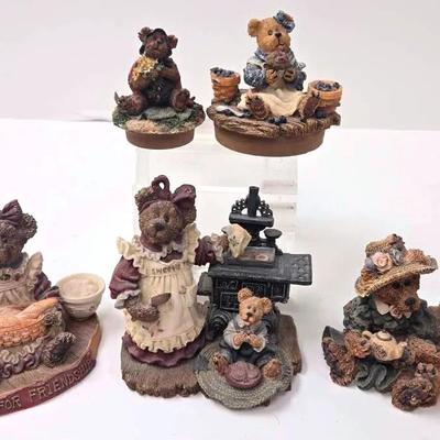 "Boyd's Bears & Friends" Figurines and Others
