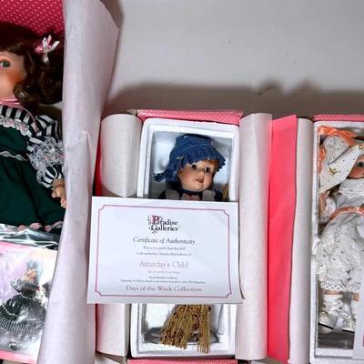 “Paradise Galleries” Cookies & the Weekend Dolls